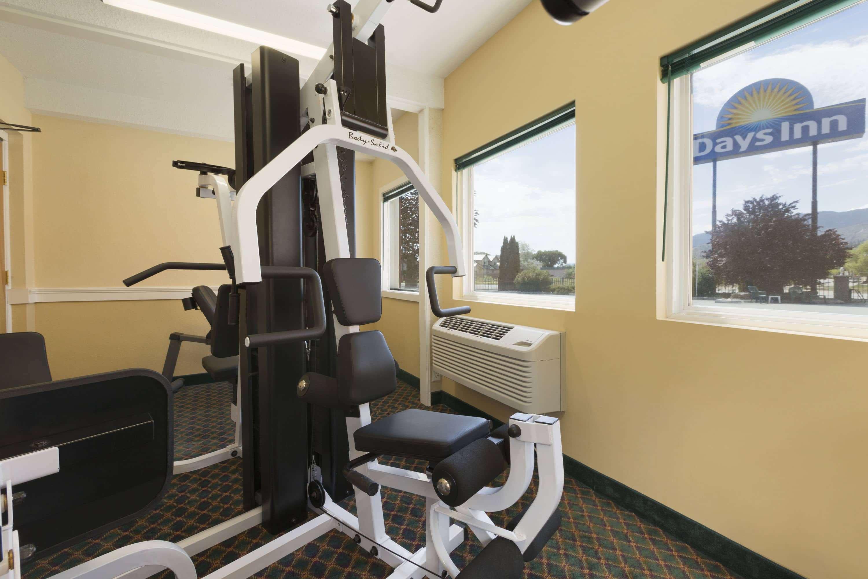 Days Inn By Wyndham Penticton Conference Centre Екстер'єр фото