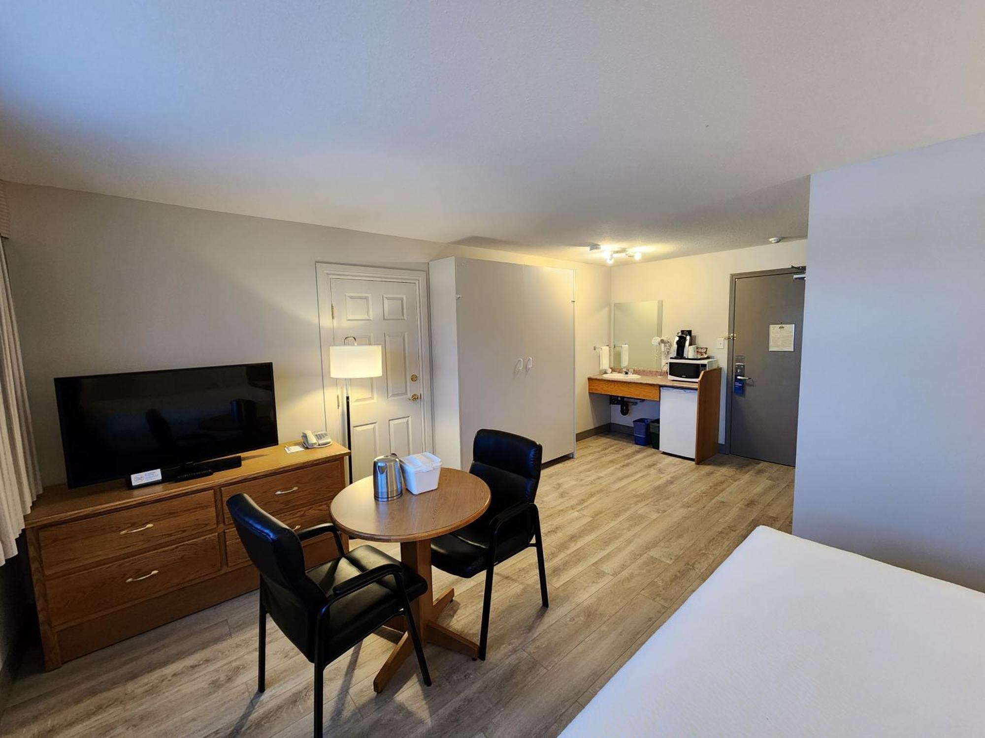 Days Inn By Wyndham Penticton Conference Centre Екстер'єр фото