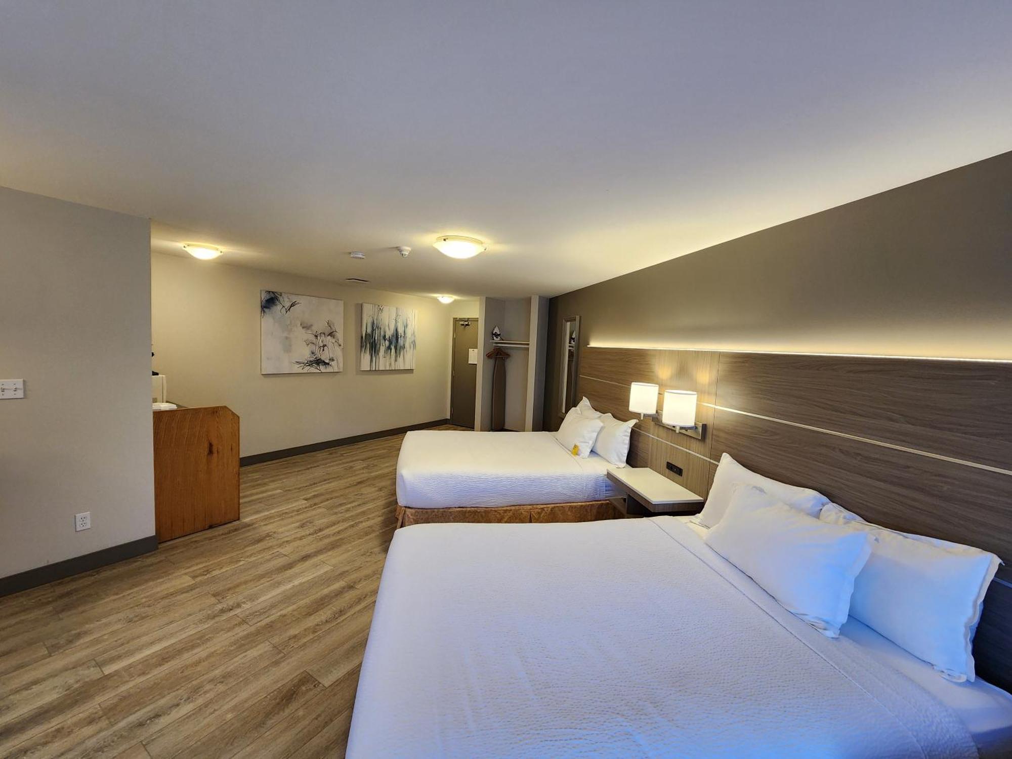 Days Inn By Wyndham Penticton Conference Centre Екстер'єр фото