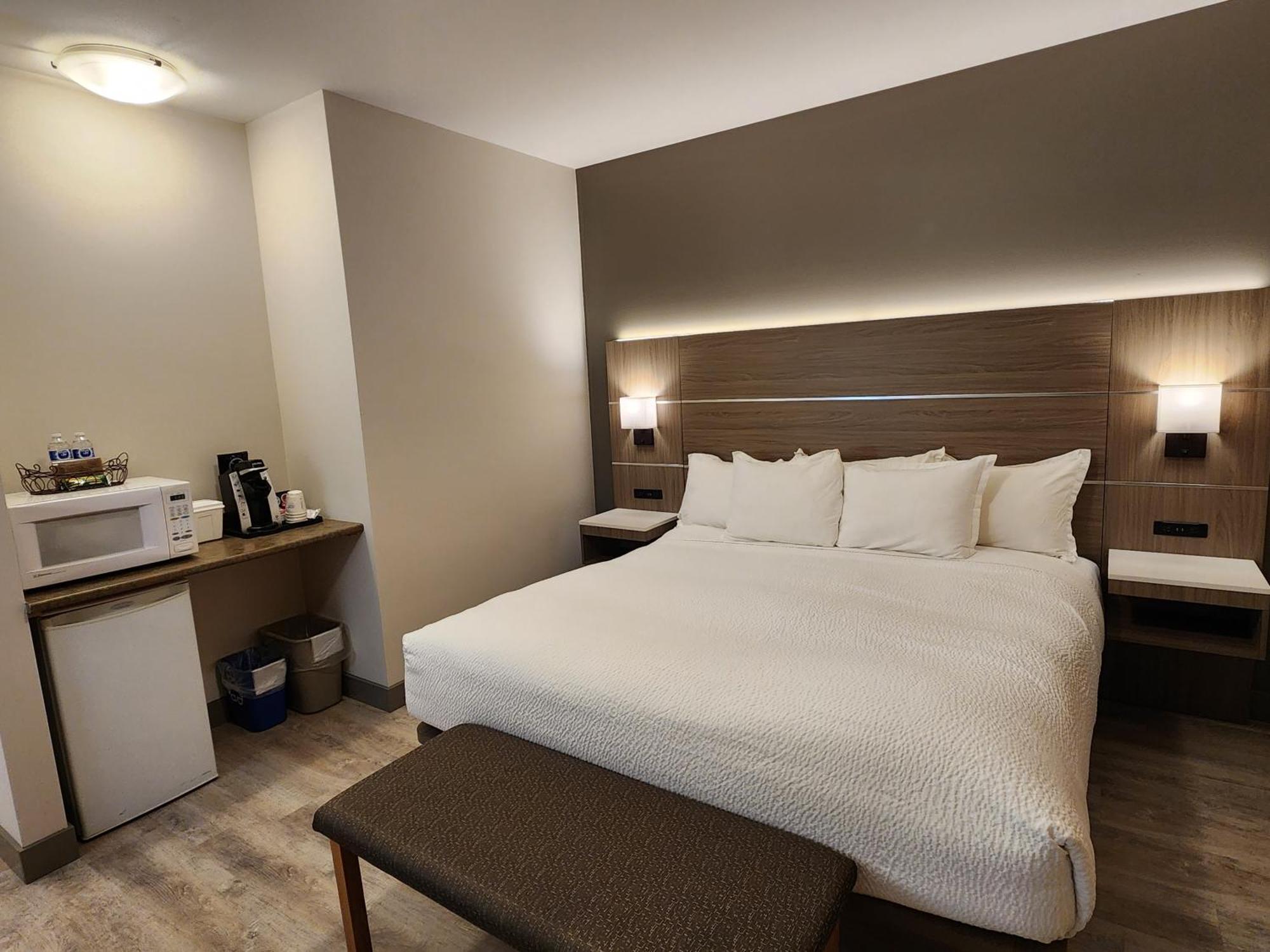 Days Inn By Wyndham Penticton Conference Centre Екстер'єр фото