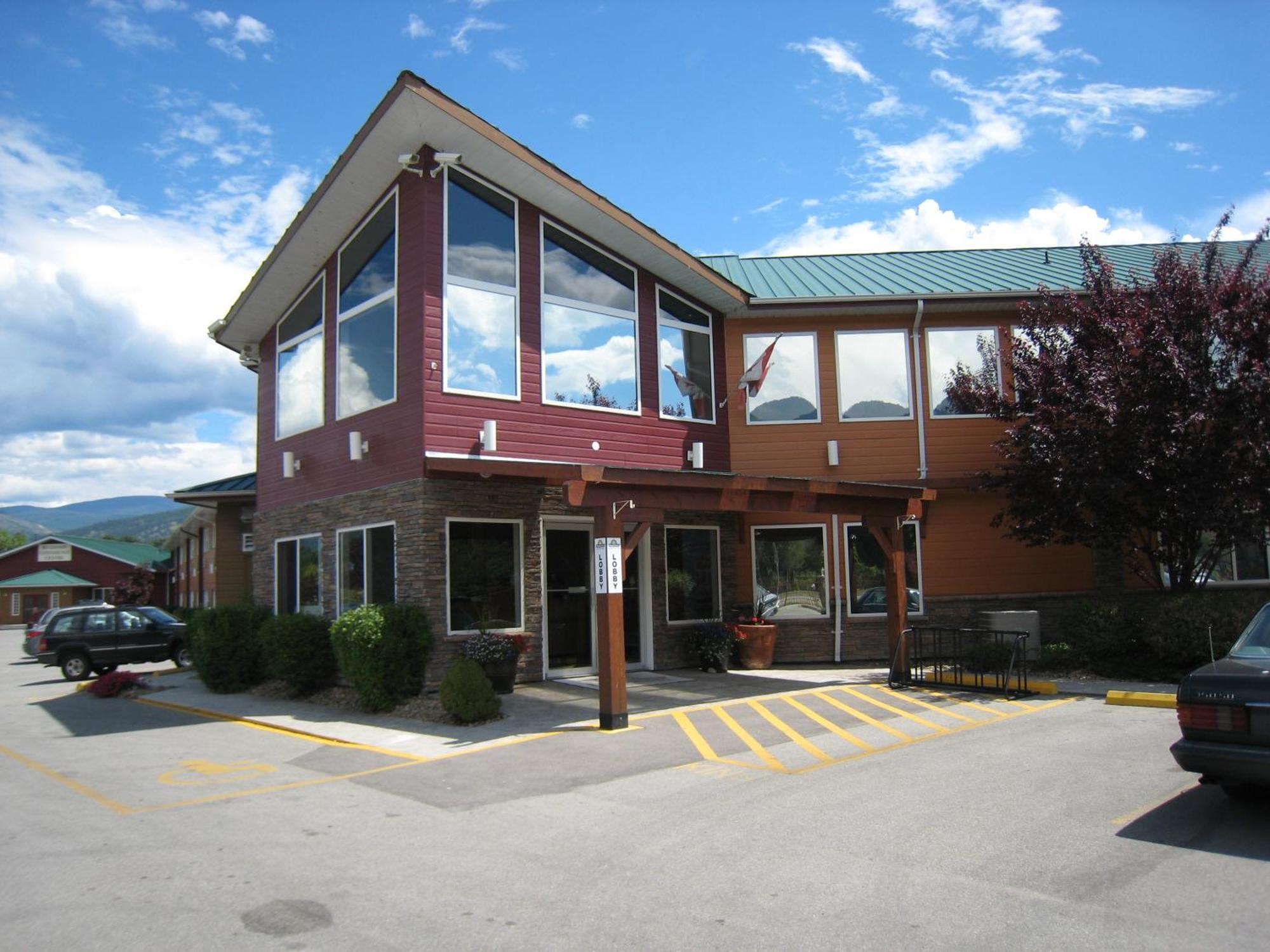 Days Inn By Wyndham Penticton Conference Centre Екстер'єр фото