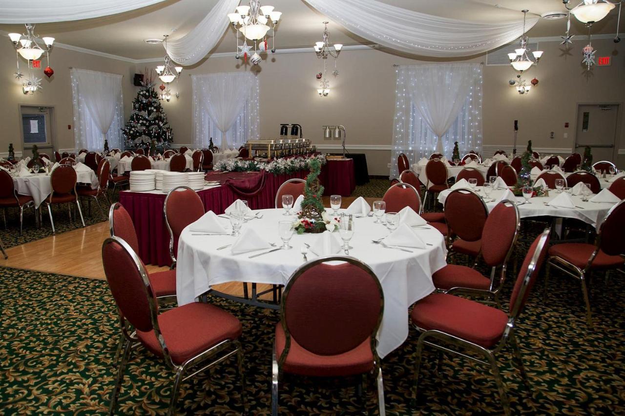 Days Inn By Wyndham Penticton Conference Centre Екстер'єр фото